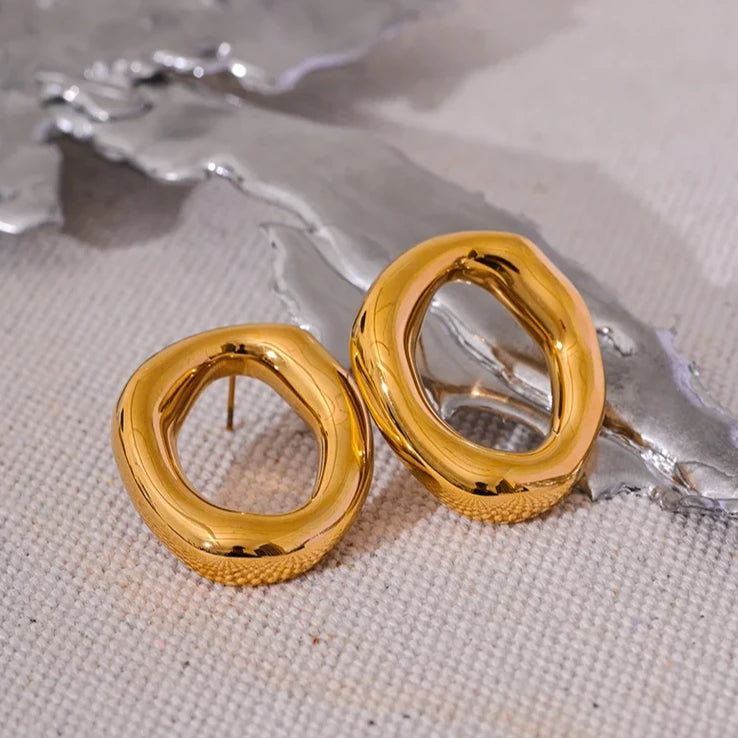 Oval Hollow Earrings - nahzshop