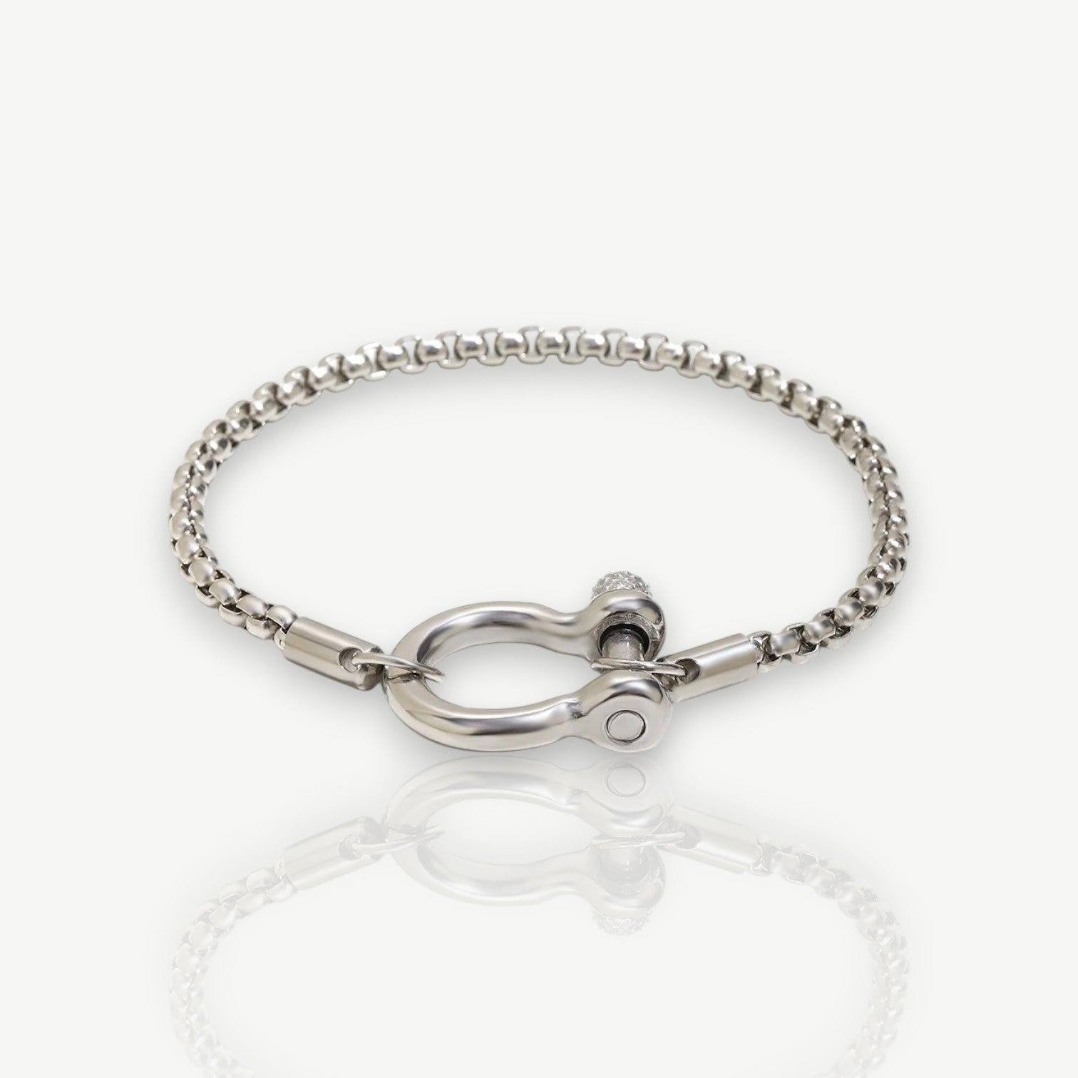 Aureon Shackle Bracelet