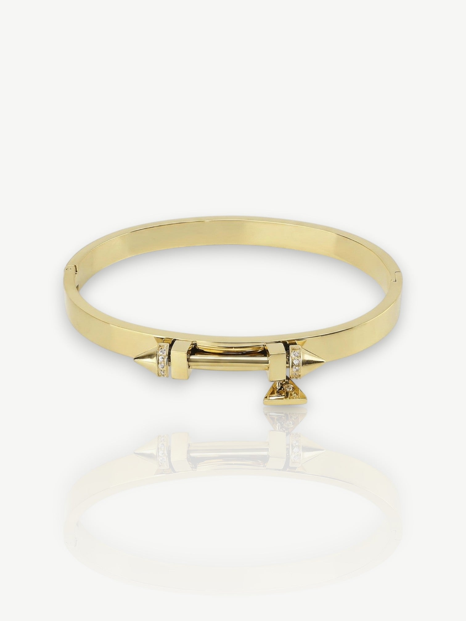 Veyra Nail Bangle