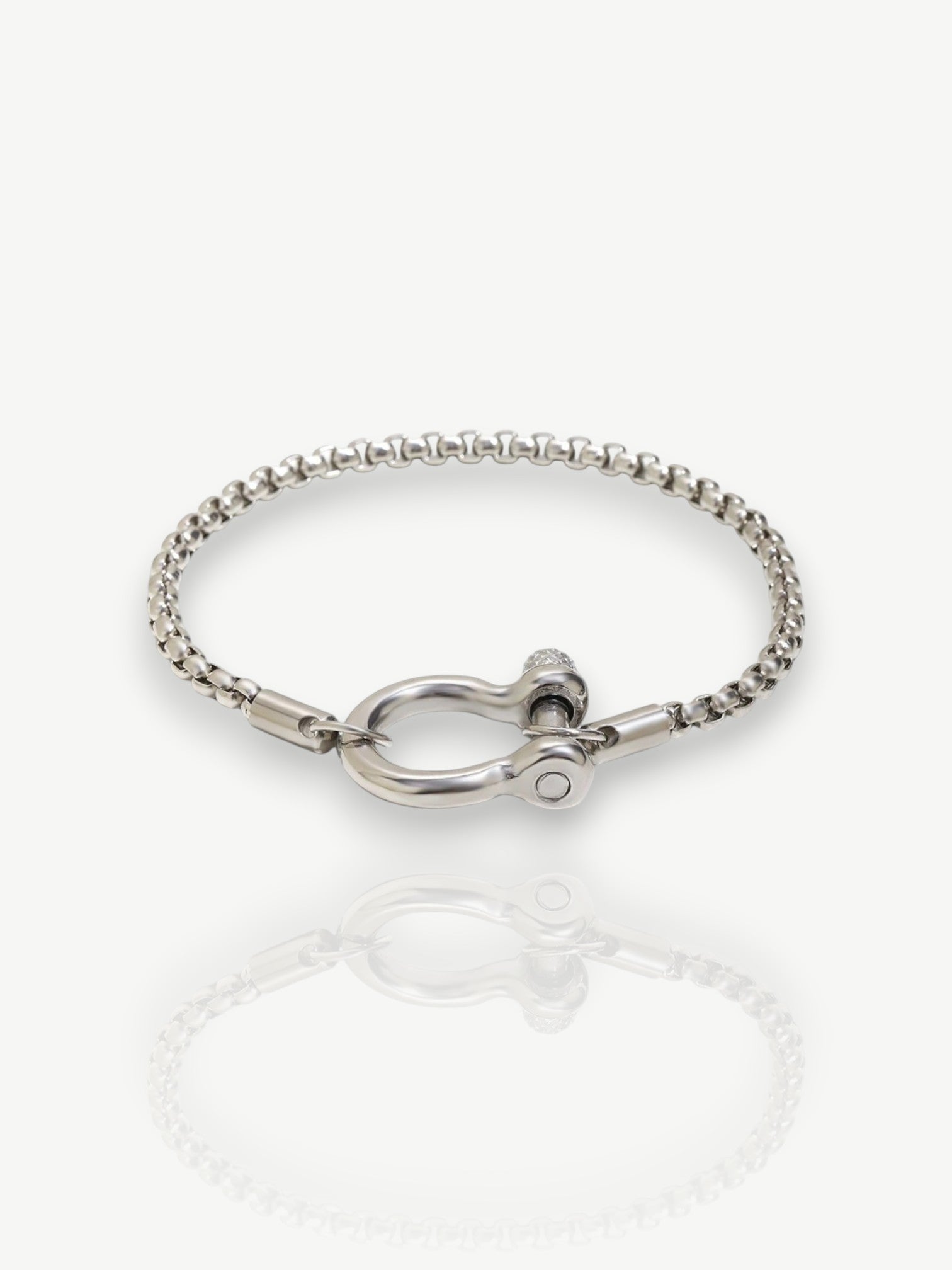 Aureon Shackle Bracelet