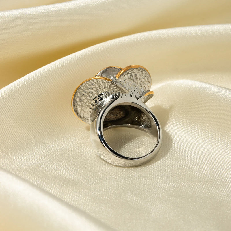 Two-Tone Flower Ring- Nahzshop