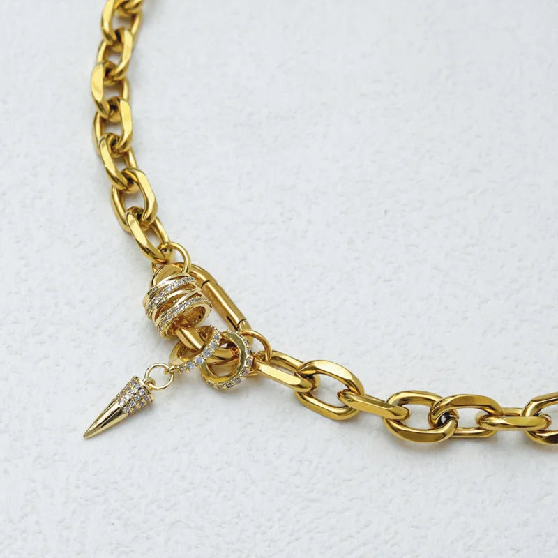 Spike Pendant Chain Necklace