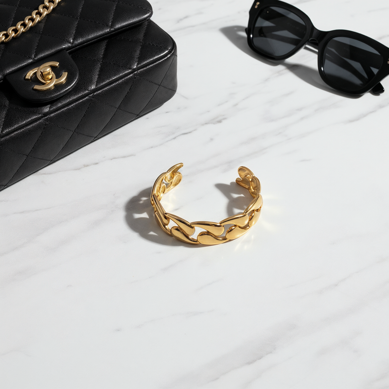 Water‑Drop Hollow Bracelet