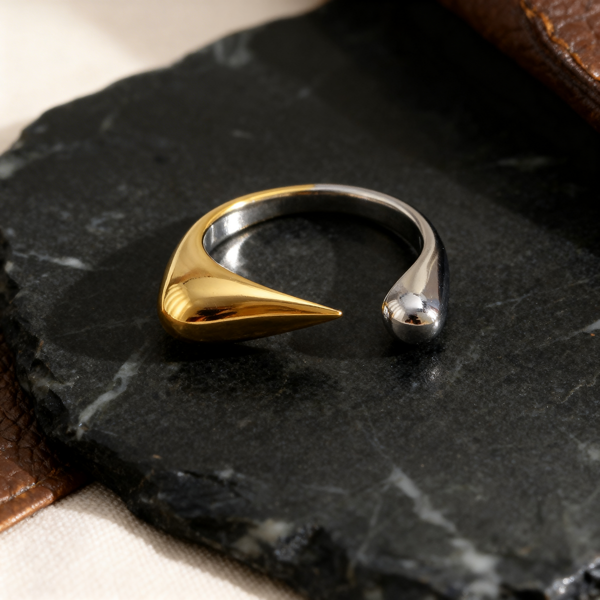 Duality Edge Ring
