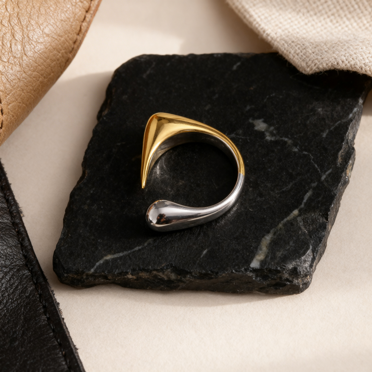 Duality Edge Ring
