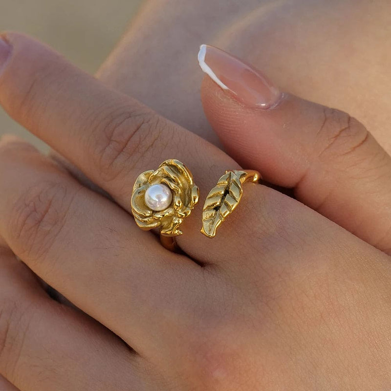 Pearl Flower Gold Ring - Nahzshop