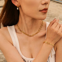 Gold Shell Necklace - nahzshop