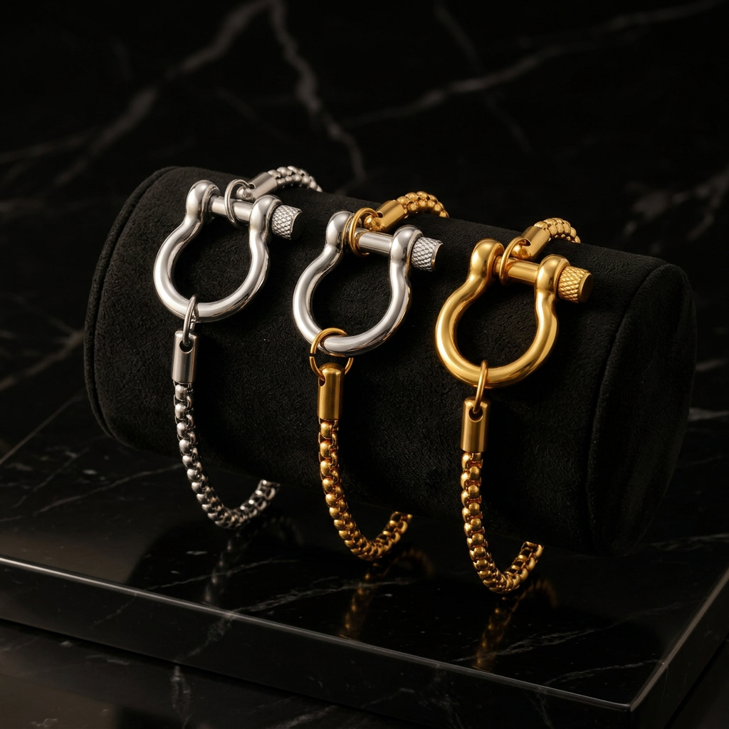 Aureon Shackle Bracelet